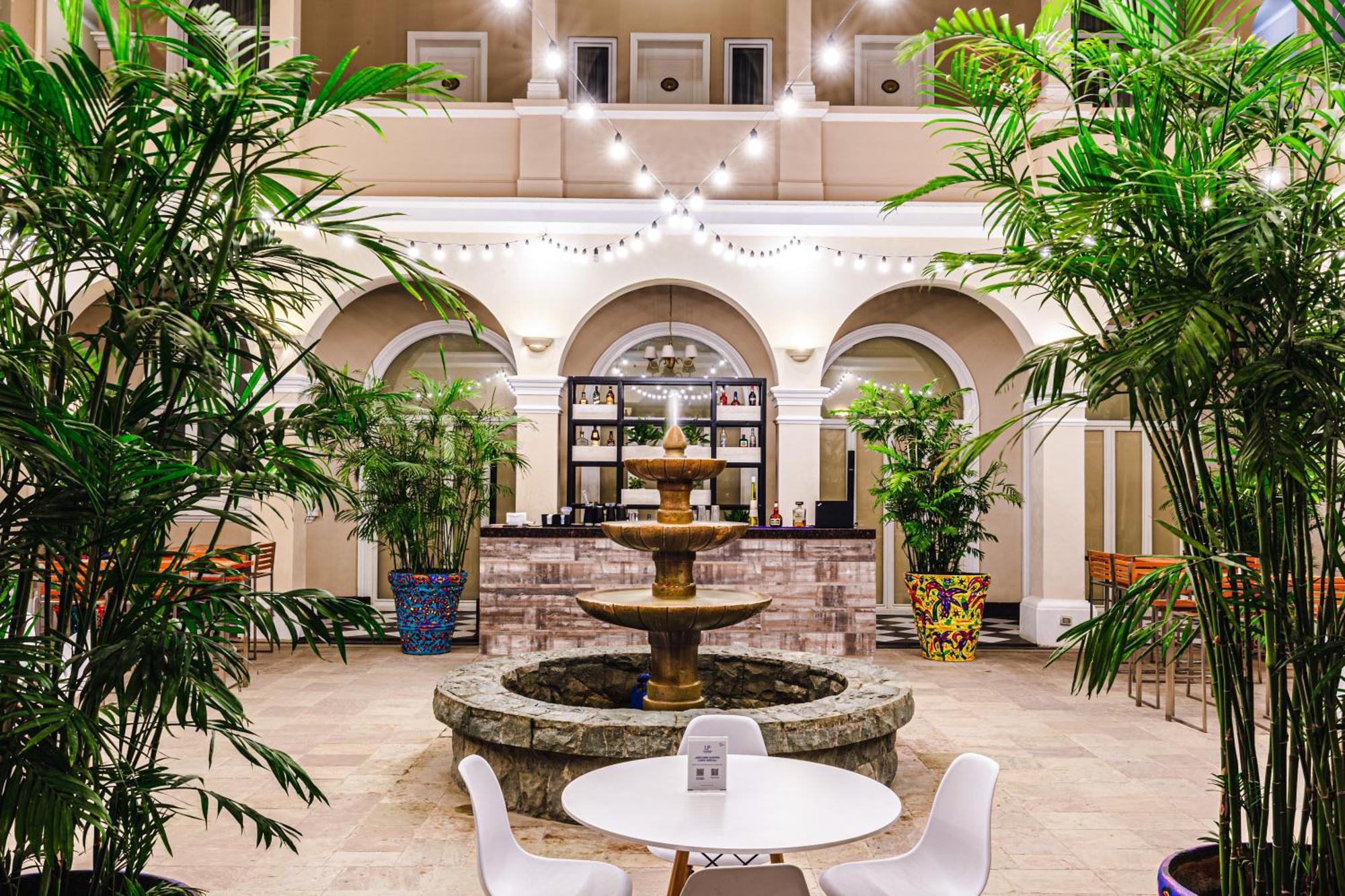 Lp Los Portales Hotel Piura Bagian luar foto